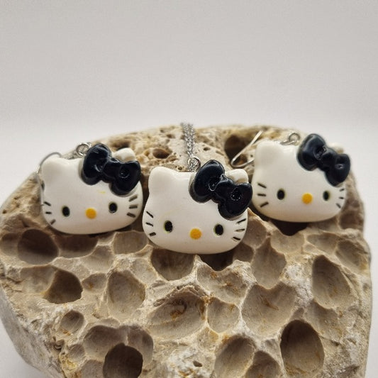 Pendientes y/o Collar Hello Kitty con Lazo Negro
