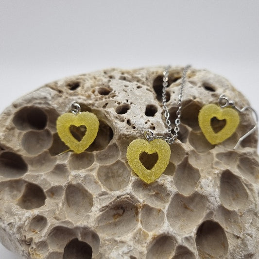 Pendientes y/o Collar Corazón Amarillo con Azúcar Glas
