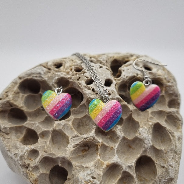 Pendientes y/o Collar Corazón Arcoíris