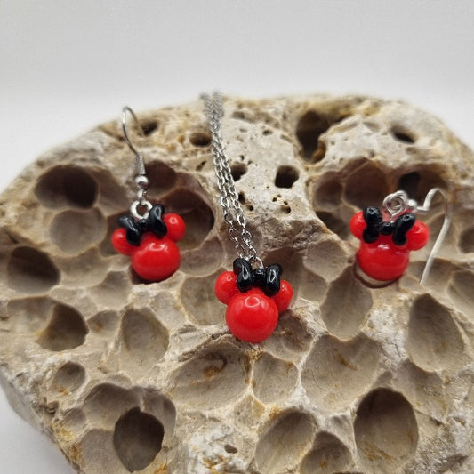 Pendientes y/o Collar Silueta de la Mini