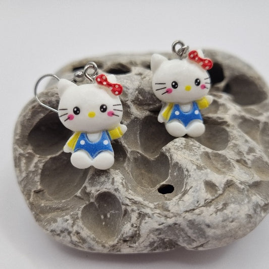 Pendientes Hello Kitty con Vestido Azul