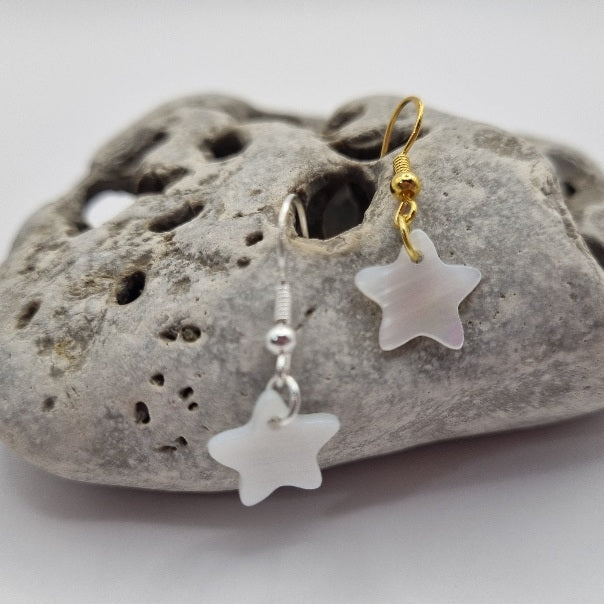 Pendientes Nacar de Concha Natural con Estrella