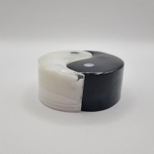 Escultura de Ying y Yang y como Pisa papeles, Diseños Únicos!
