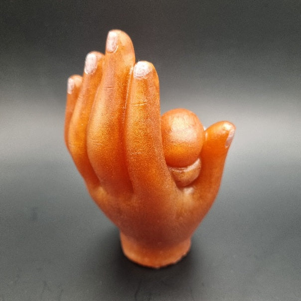 Escultura 3D de Bebé Sostenido en la Mano Personalizable, Diseños Únicos!