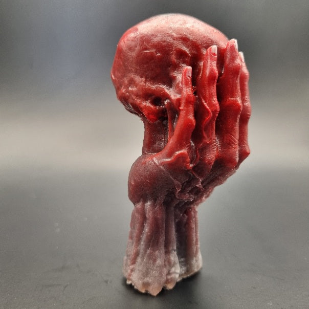 Escultura de Calavera en Mano, Diseños Únicos!