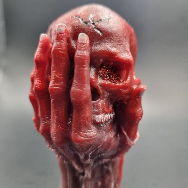 Escultura de Calavera en Mano, Diseños Únicos!