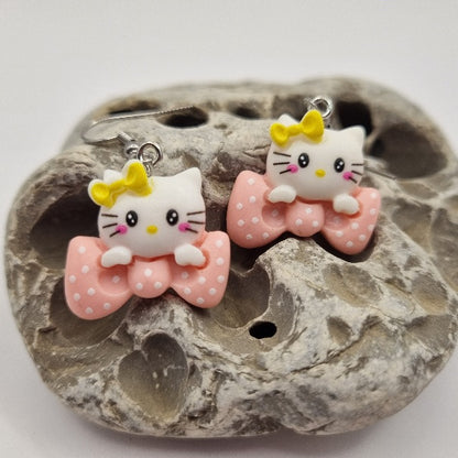 Plata de Ley Pendientes Hello Kitty con Lacito Amarillo