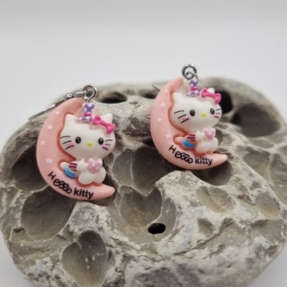 Plata de Ley Pendientes Hello Kitty en Luna Rosa