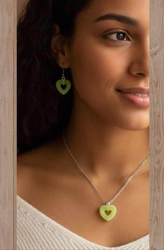 Plata de Ley Pendientes y/o Collar Corazón Verde con Azúcar Glas